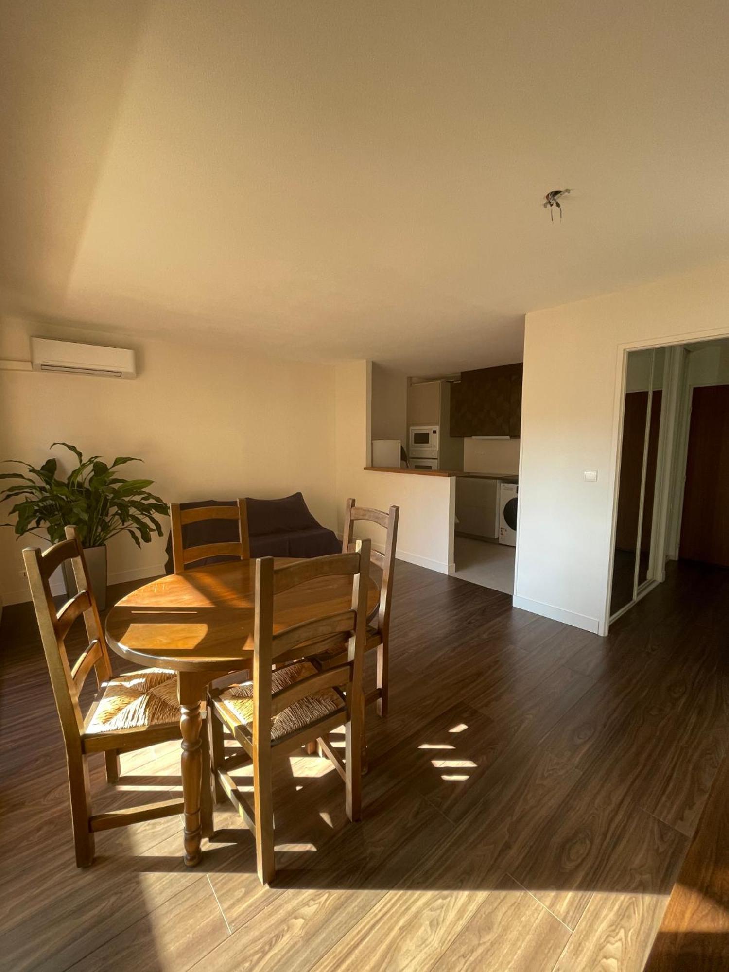 Superbe T2 Avec Box Garage Proche Velodrome Et Prado Apartment Marseille Luaran gambar